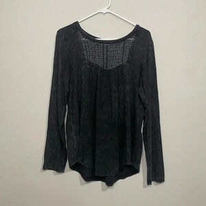 Anamá Gray Burnout Ribbed Knit Top with Crochet Insert